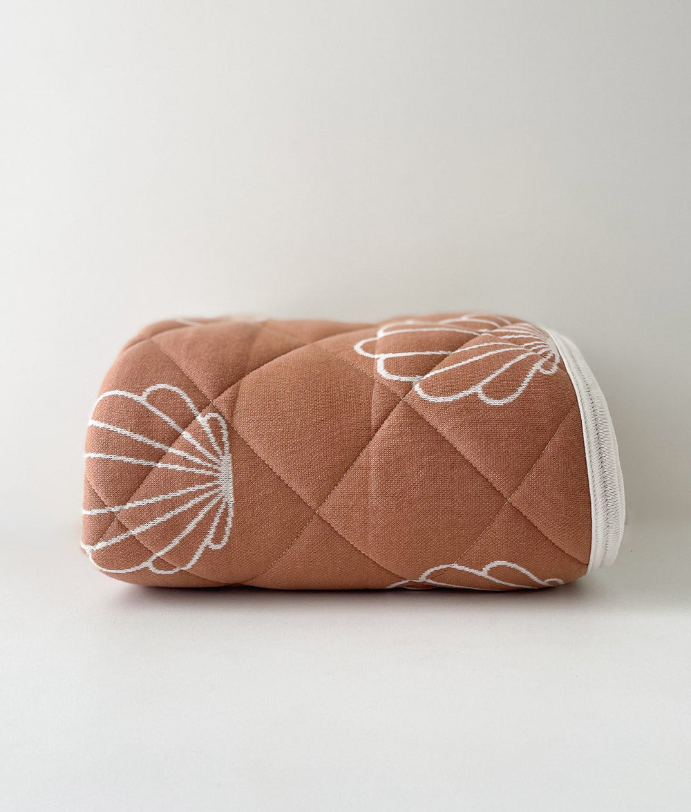 Bengali Bedding | Reversible Bed Quilts - Toffee & Ivory Clam Shell