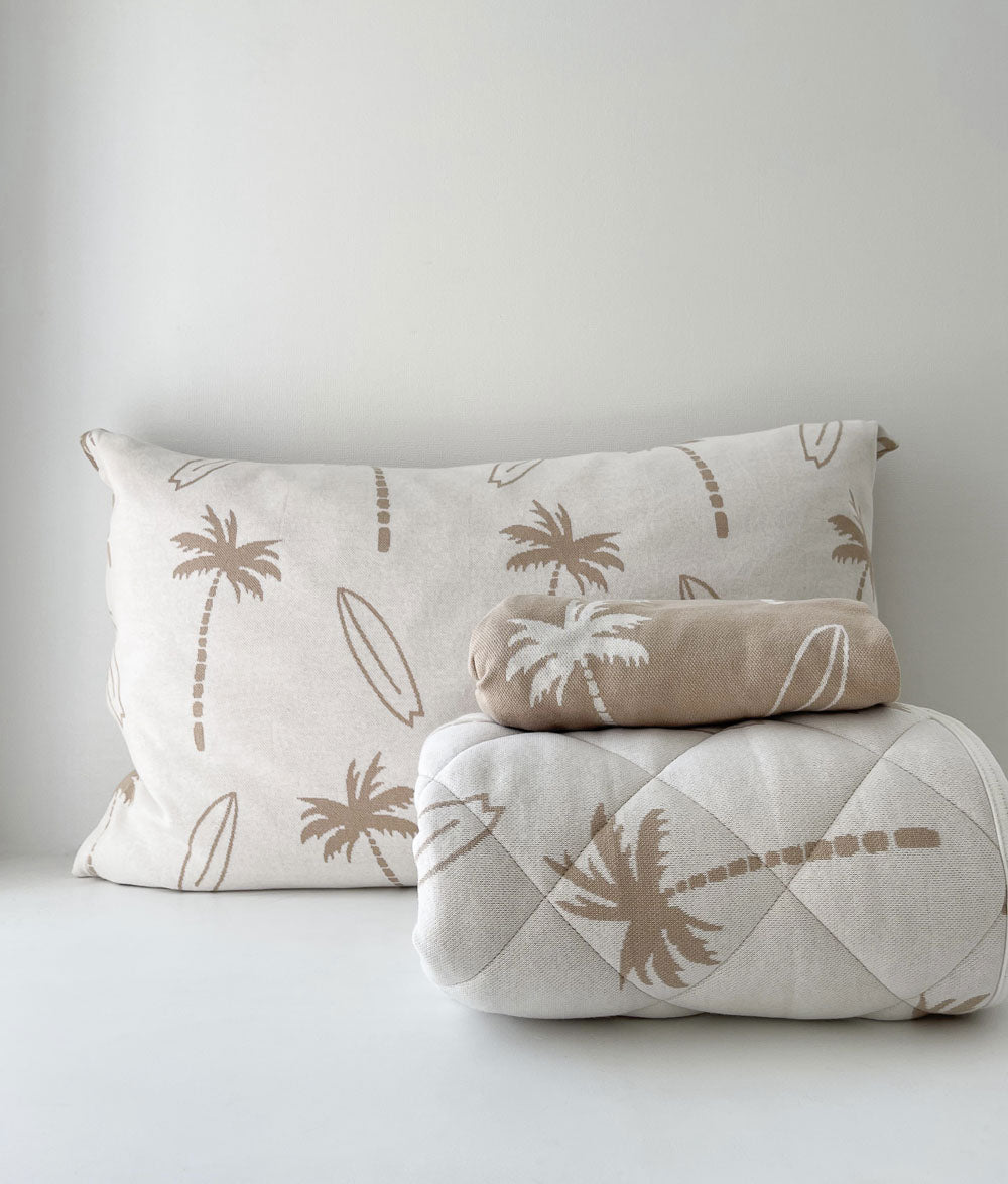 Bengali Bedding | Reversible Bed Quilts - Natural Surfing Palm