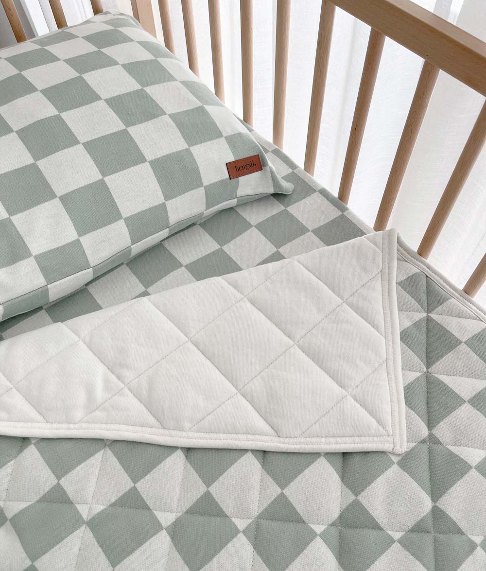 Bengali Bedding | Reversible Bed Quilts - Sage Gingham