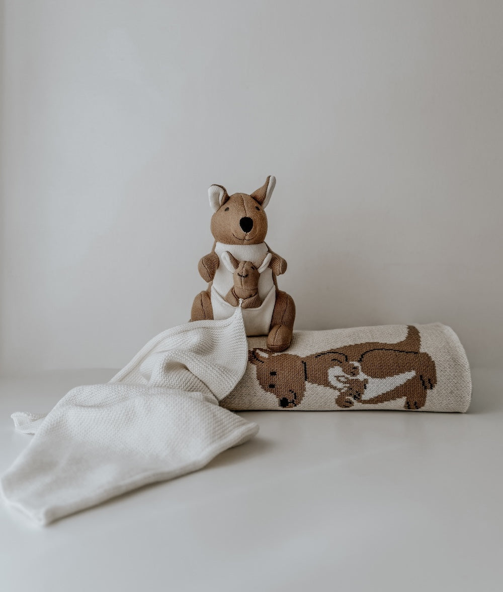 Bengali Baby | Natural Cotton Comforter - Kangaroo Snuggly