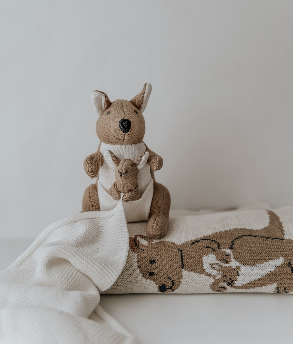 Bengali Baby | Natural Cotton Comforter - Kangaroo Snuggly