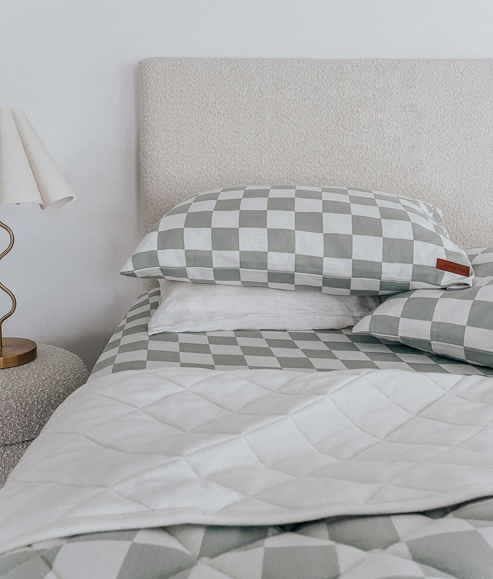 Bengali Bedding | Fitted Jersey Cotton Sheet - Sage Gingham