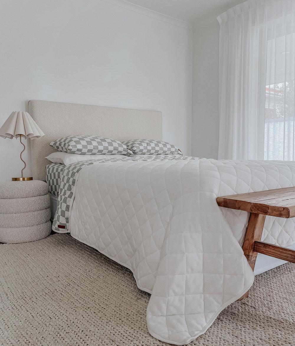 Bengali Bedding | Reversible Bed Quilts - Sage Gingham